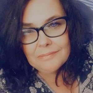 Meet your Posher, Traci